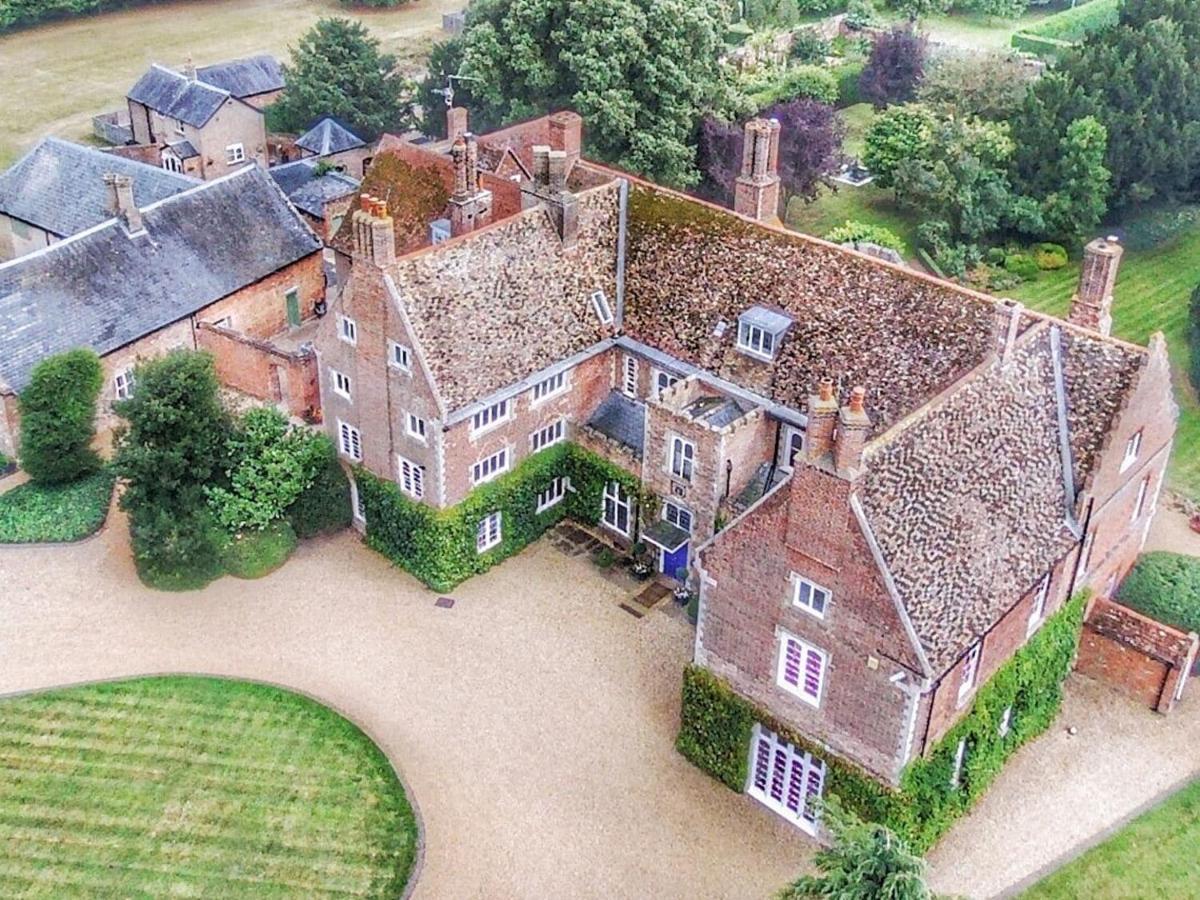 Вілла Hockwold Hall Hockwold cum Wilton Екстер'єр фото